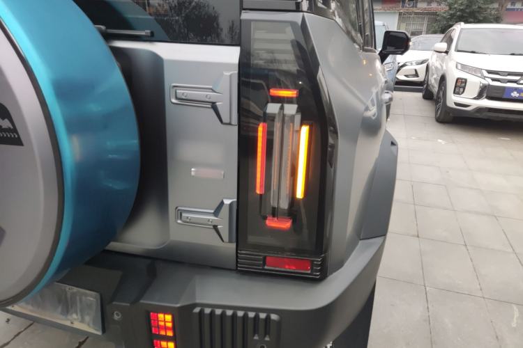 Used JETOUR Traveler 2023 2.0T Four-Wheel Drive Conqueror