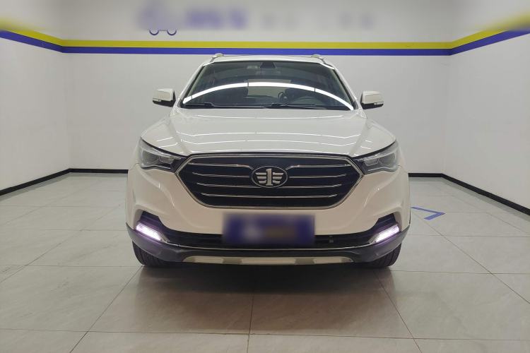 Used Bestune X40 2019 1.6L Manual Luxury Edition China V
