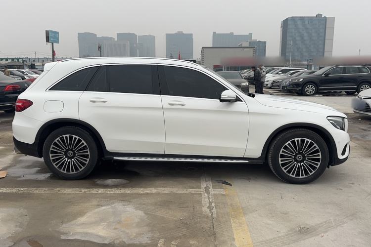 Used Mercedes-Benz GLC 2019 GLC 200 L 4MATIC
