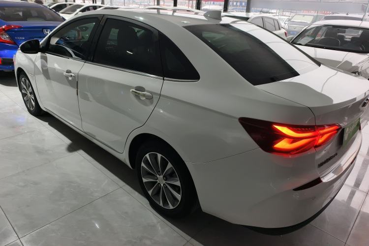 Used Chevrolet Monza 2020 320 Automatic Enjoyment Edition
