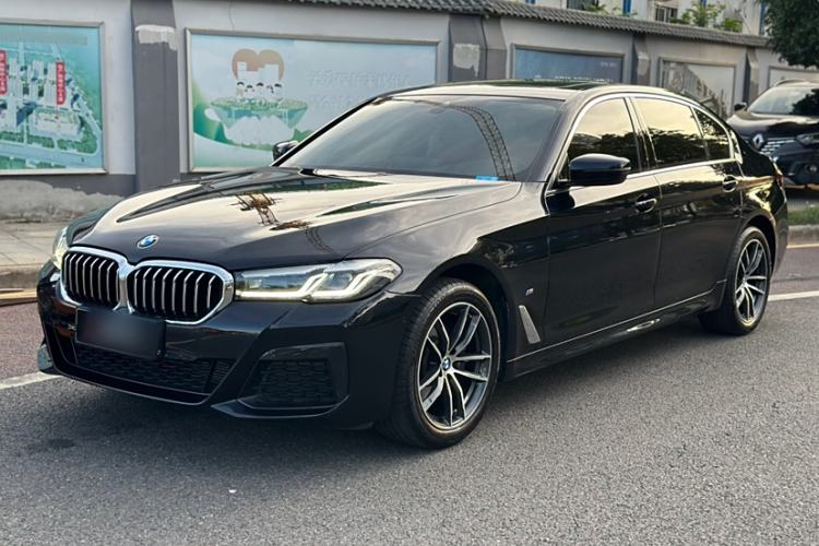 Used BMW 5 Series 2022 Second Facelift 525Li M Sport Package

