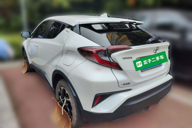 Used Toyota IZOA 2020 2.0L Yichi Version
