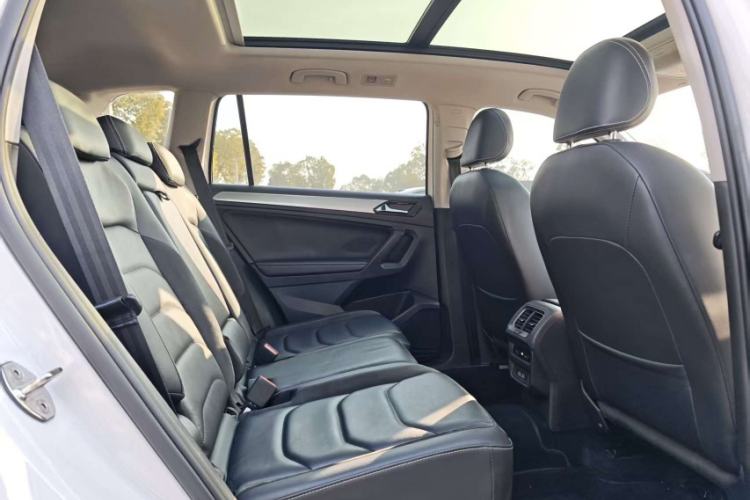 Used Volkswagen Tiguan L 2018 330TSI Automatic Two-Wheel Drive Luxury Edition
