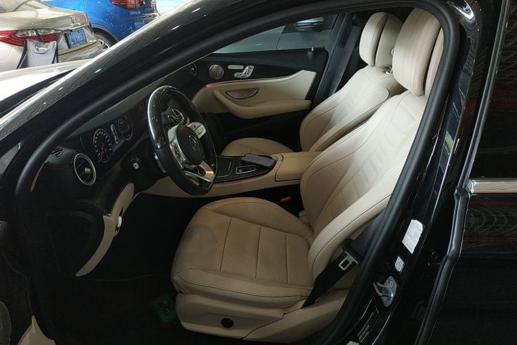 Used Mercedes-Benz E-Class 2019 E 300 L Sporty and Stylish Model
