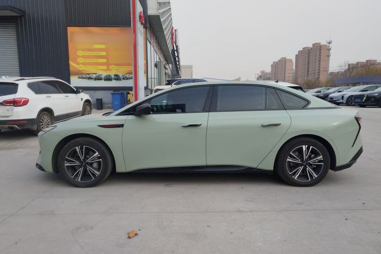 Used Hongqi EH7 2025 600 Smart Selection Edition