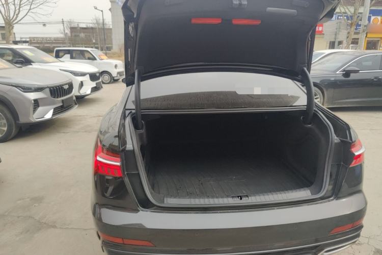 Used Audi A6L 2022 40 TFSI Luxury Dynamic Model
