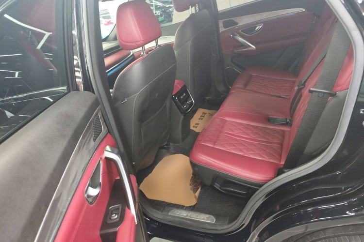 Used Jetour X70 PLUS 2023 1.5T DCT Brave PLUS 5-Seater