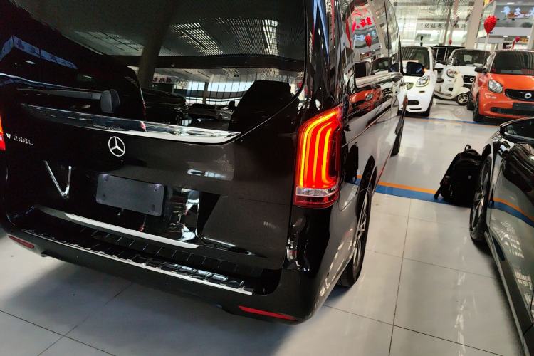 Used Mercedes-Benz V-Class 2020 V 260 L Long-wheelbase Luxury Edition