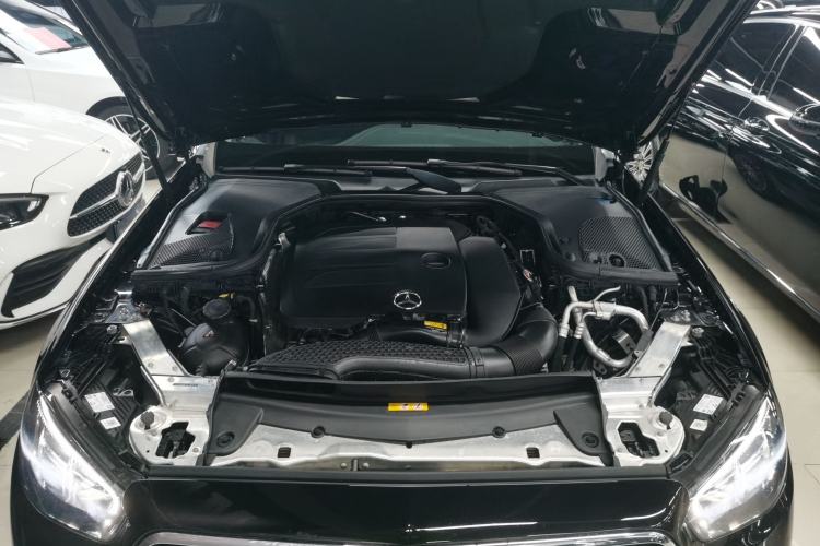 Used Mercedes-Benz E-Class 2023 Facelift E 260 L