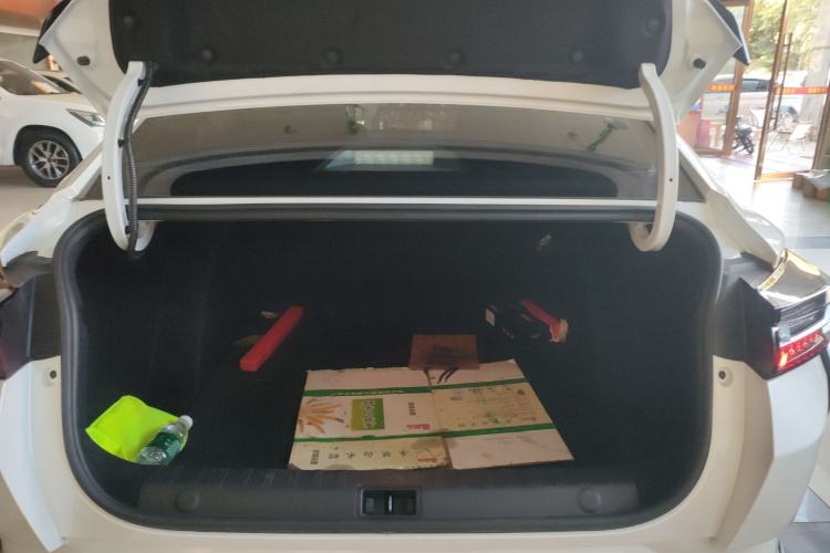 Used Dongfeng Aeolus Yixuan 2024 1.5L Automatic JingSu Edition
