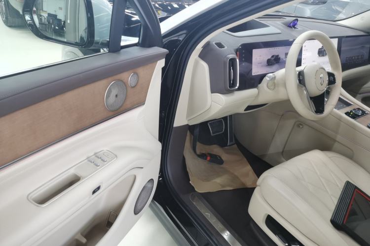 Used Hima AITO M9 2024 Range-Extended Ultra Version 42 kWh 6-Seater Model
