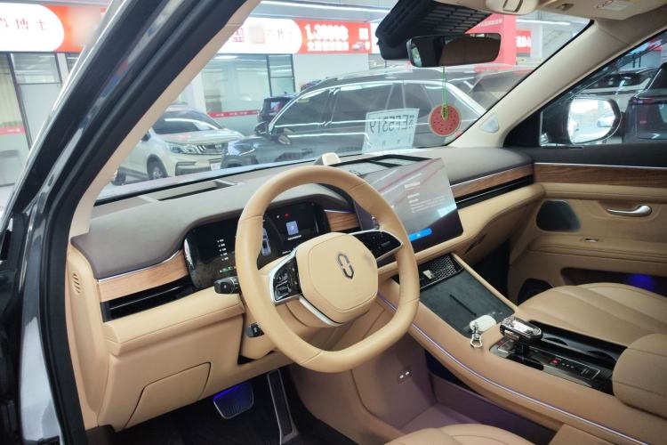 Used Hima AITO M7 2024 1.5T Rear-Drive Plus Version 6 Seats