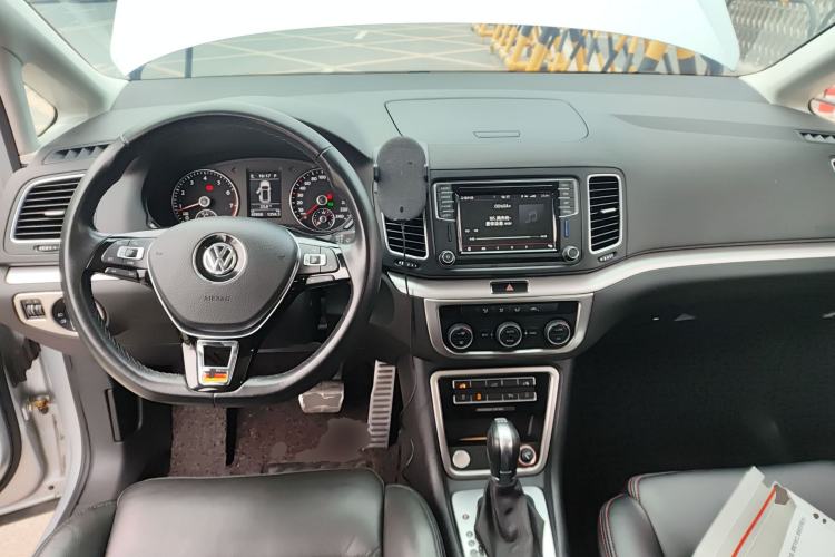Used Volkswagen Sharan 2018 Revised Version 380TSI Comfort Edition 7-Seater
