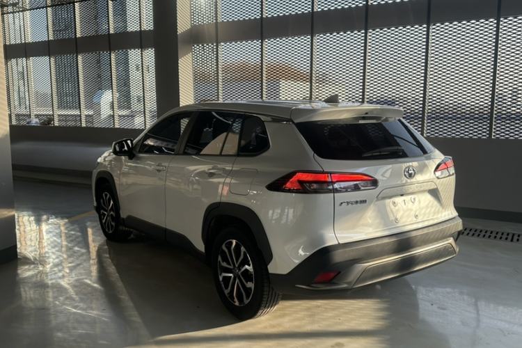 Used Toyota FRONTLANDER 2022 2.0L CVT Luxury Edition
