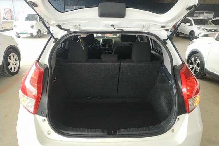 Used Toyota YARiS L 2015 1.5E Automatic Charm Edition