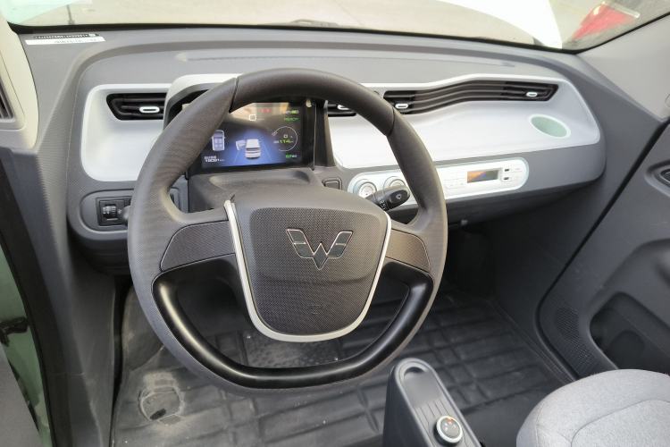 Used Wuling Hongguang MINIEV 2021 Macaron Premium Model – Lithium-NMC
