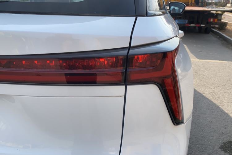 Used Changan CS75 PLUS 2024 3rd Generation Champion Edition 2.0T Intelligent Drive Performance Model
