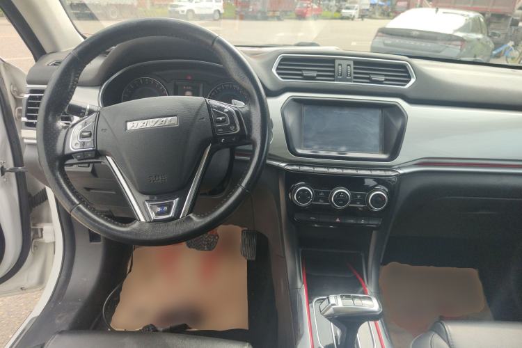Used Haval H2 2018 Blue-Label 1.5T Dual-Clutch Two-Wheel-Drive Luxury Model
