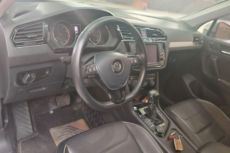 Used Volkswagen Tiguan L 2017 380TSI Automatic All-Wheel Drive Supreme Flagship Edition