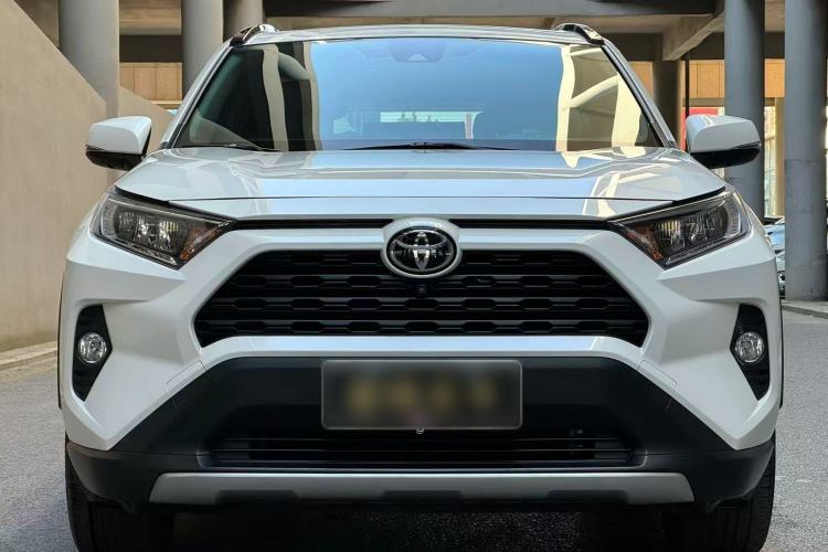 Used Toyota RAV4 2020 2.0L CVT 4x4 Trend Edition
