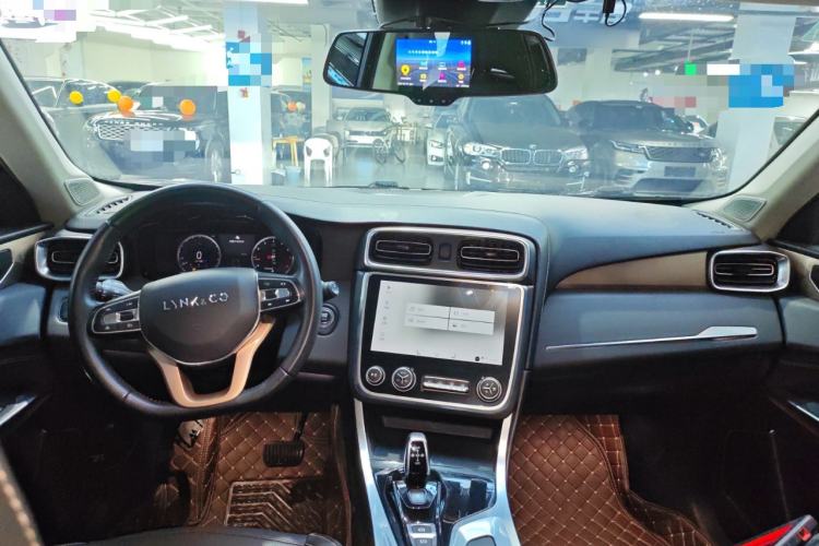 Used Lynk & Co 01 2017 2.0T Two-Wheel Drive Pro Edition
