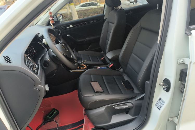 Used Volkswagen T-ROC 2021 280TSI DSG Two-Wheel Drive Comfort Connect Edition
