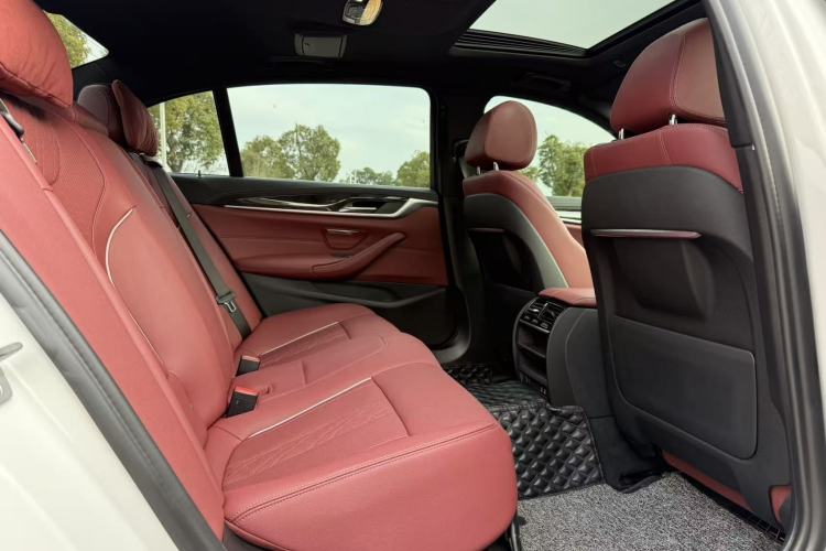 Used BMW 5 Series 2022 Restyled 525Li M Sport Package
