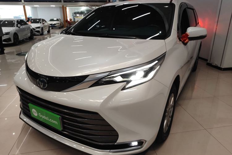 Used Toyota Sienna 2021 2.5L Hybrid Premium Edition