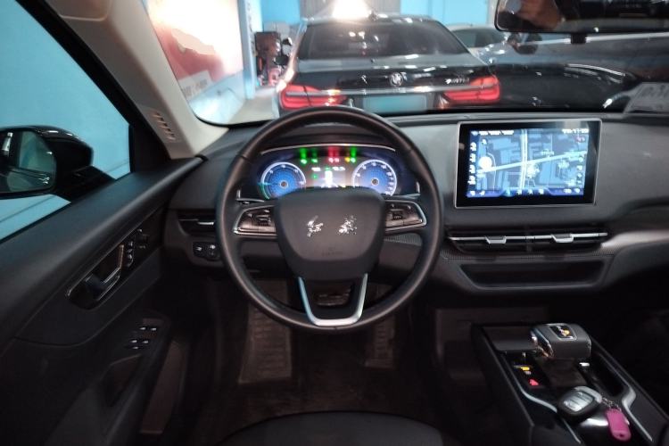 Used Hongqi E-QM5 2023 Base Travel Edition
