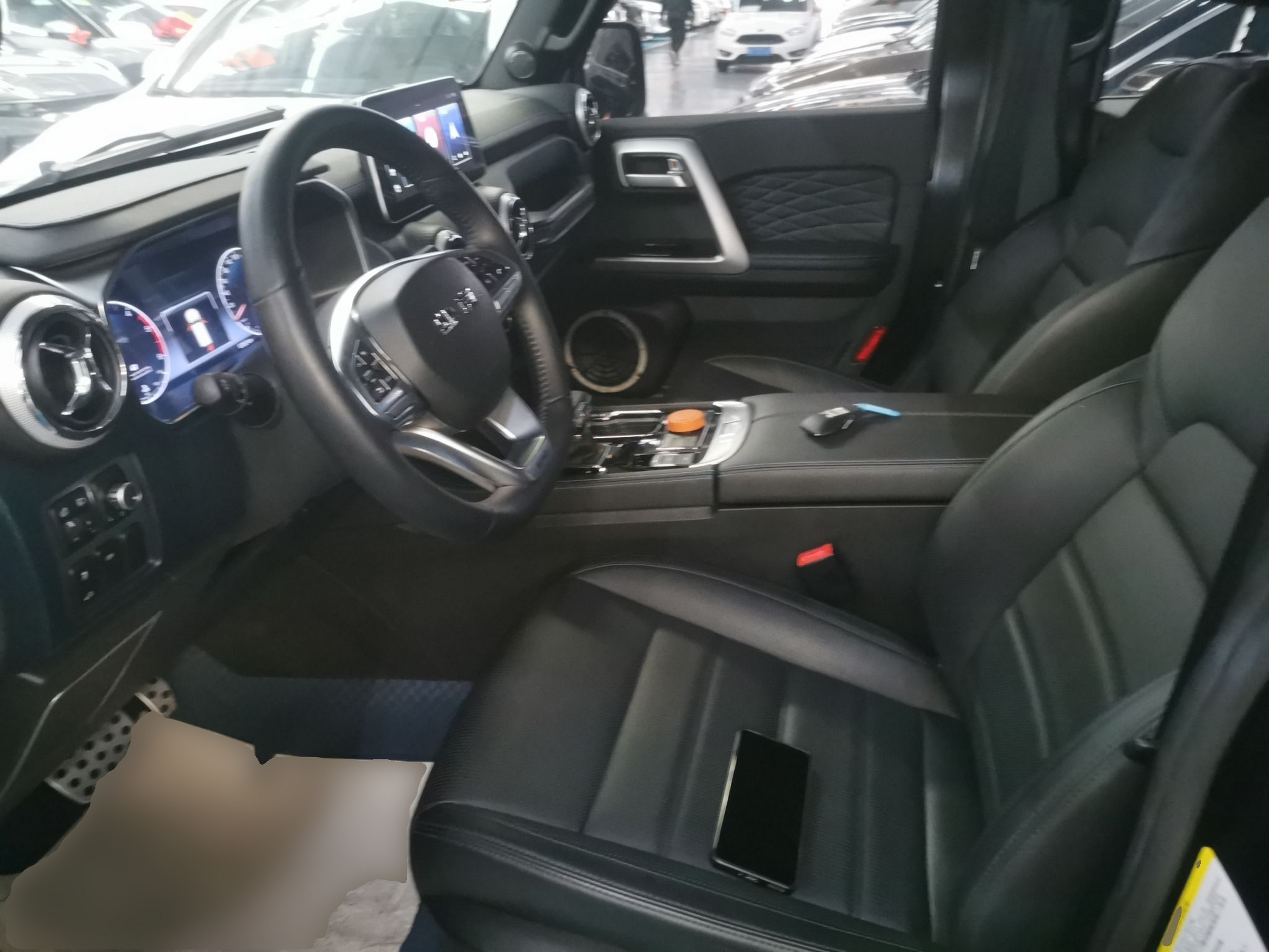 المقاعد الأمامية داخل السيارة