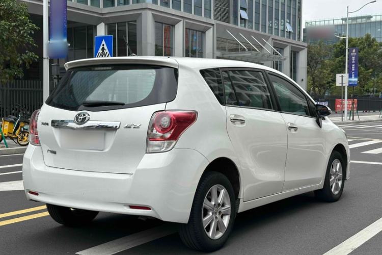 Used Toyota Verso 2014 Starlight 180E CVT Elite Edition
