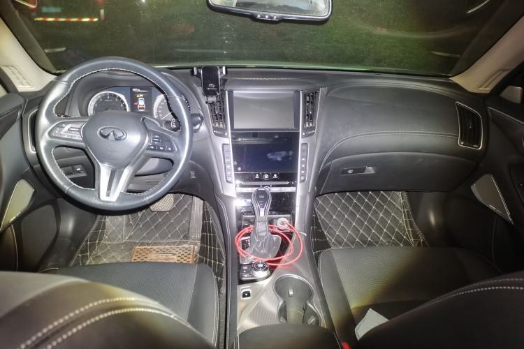 Used Infiniti Q50L 2018 2.0T Enjoyment Edition China V standard