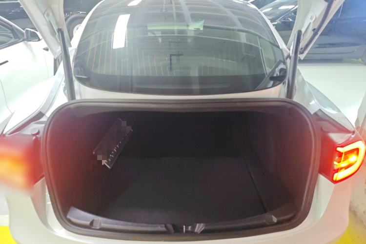 Used Tesla Model 3 2019 Long-Range All-Wheel-Drive Version
