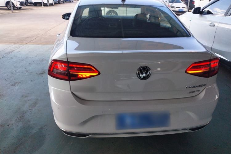 Used Volkswagen Lamando 2021 230TSI DSG Fashion Edition
