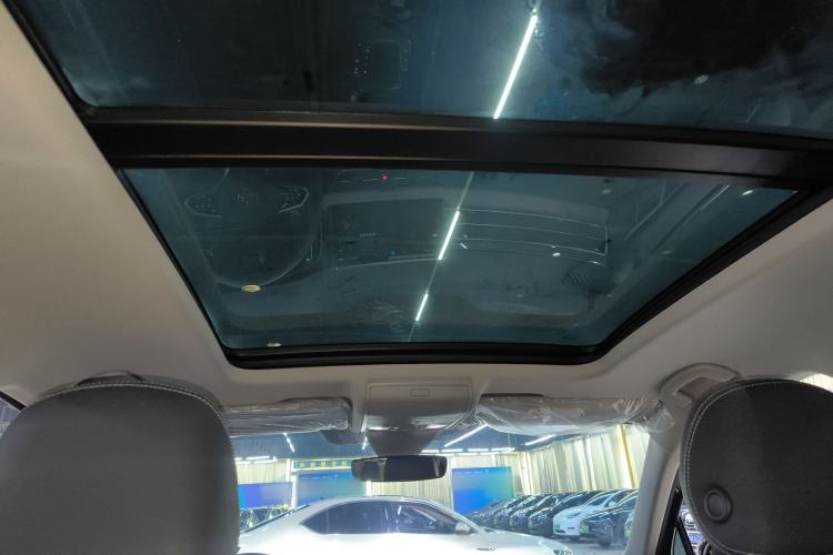 Used Volkswagen Tiguan L 2023 330TSI Automatic Two-Wheel Drive R-Line Enjoyment Edition