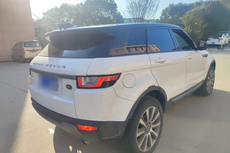 Used Land Rover Range Rover Evoque 2018 240 PS SE Smart Brilliance Edition
