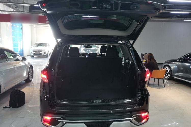 Used Toyota Highlander 2018 2.0T Four-Wheel Drive Luxury Edition 7 Seats China V Emission Standard
