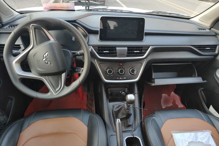 Used Wuling Hongguang S3 2018 1.5L Manual Comfort Model China V Standard
