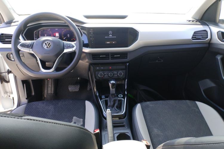 Used Volkswagen Tacqua 2021 200TSI DSG JoyConnect Edition