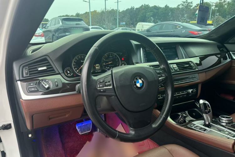 Used BMW 5 Series 2014 525Li Luxury Design Package