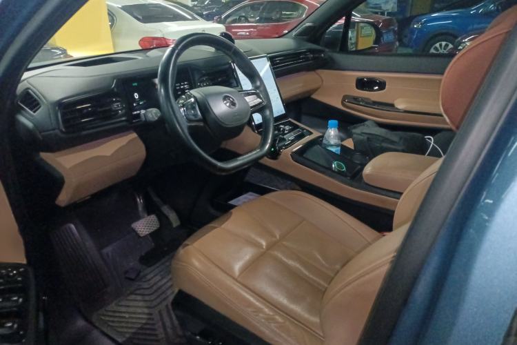 Used Nio ES8 2020 415 km Range 6-Seater Version
