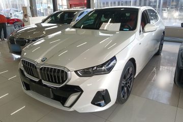 Used BMW 5 Series 2024 525Li M Sport Package