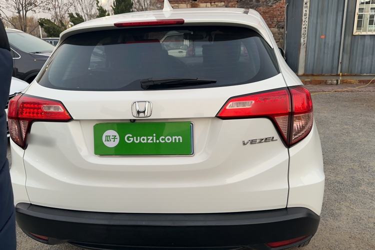 Used Honda Vezel 2016 1.8L CVT Front-Wheel Drive Pioneer Edition
