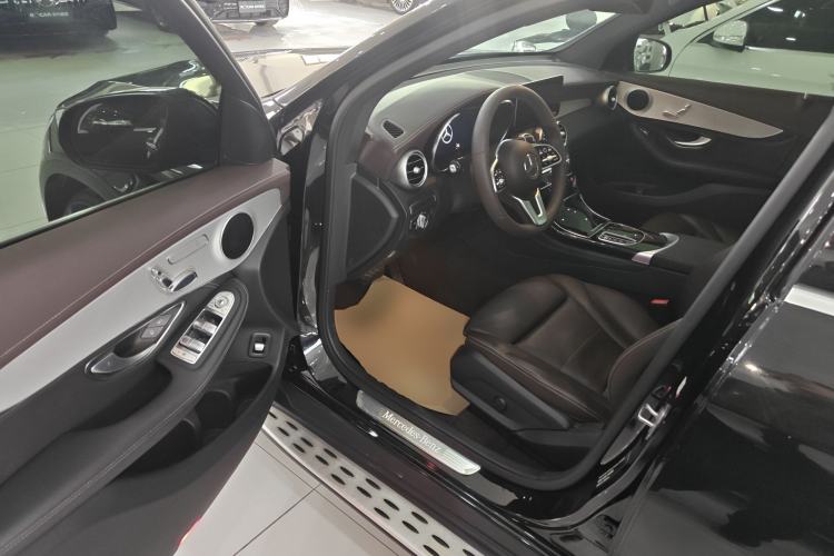 Used Mercedes-Benz GLC 2020 Facelifted GLC 260 L 4MATIC Dynamic Edition
