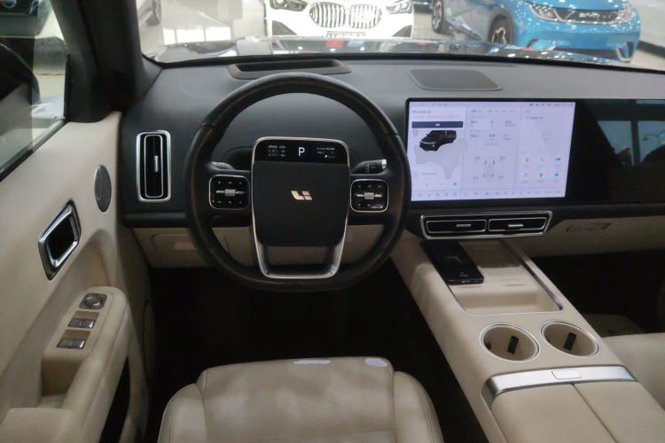 Used Li Auto L7 2024 Pro Model
