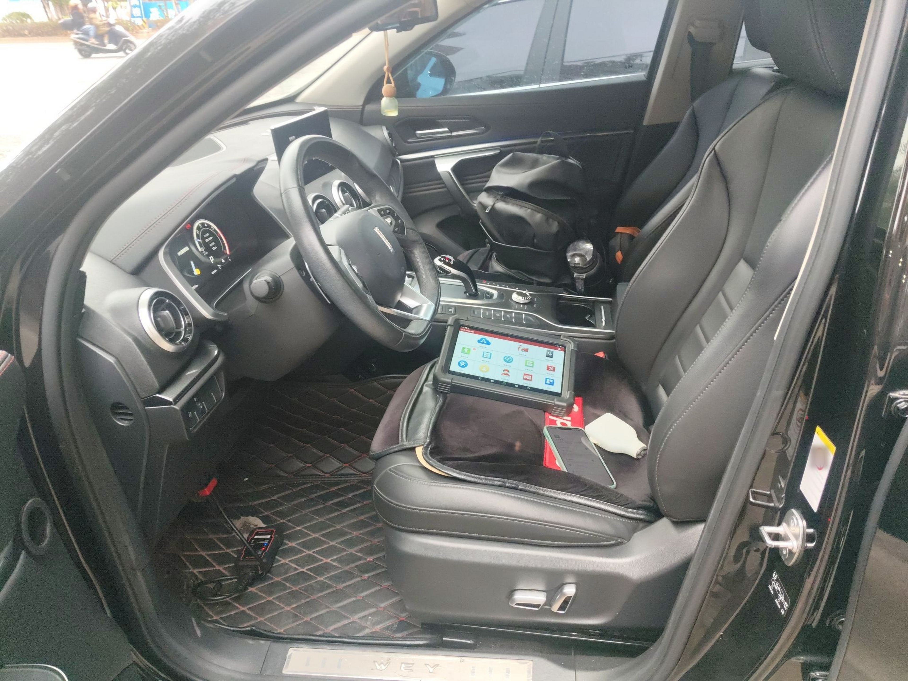 Переднее сиденье в автомобиле