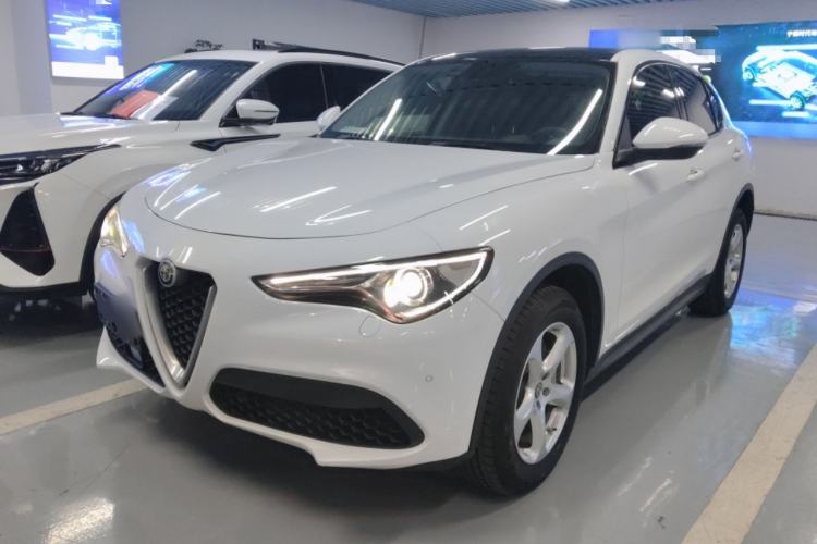 Used Alfa Romeo Stelvio 2017 2.0T 200HP Elite Edition
