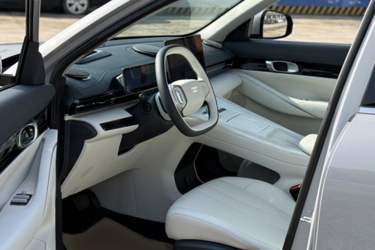 Used  E5 2024 530km Starship Edition
