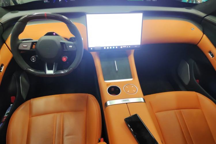 Used  YU7 2025 Ultra-Long Range High-Performance All-Wheel-Drive Max Edition
