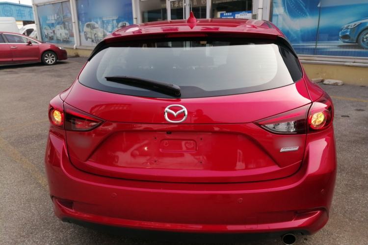 Used Mazda Mazda 3 Axela 2017 Hatchback 1.5L Automatic Luxury Model Emission Standard China V